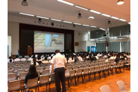 學校班9